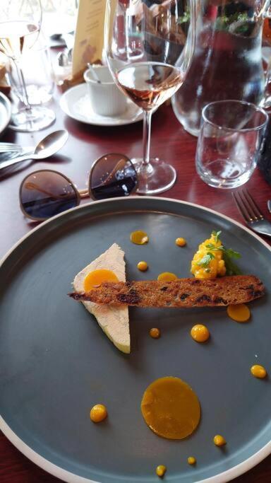 Entre Pierre Et Vigne - Charming Former Winery Farmhouse With Hot Tub & Swimming Pool Monestier  ภายนอก รูปภาพ